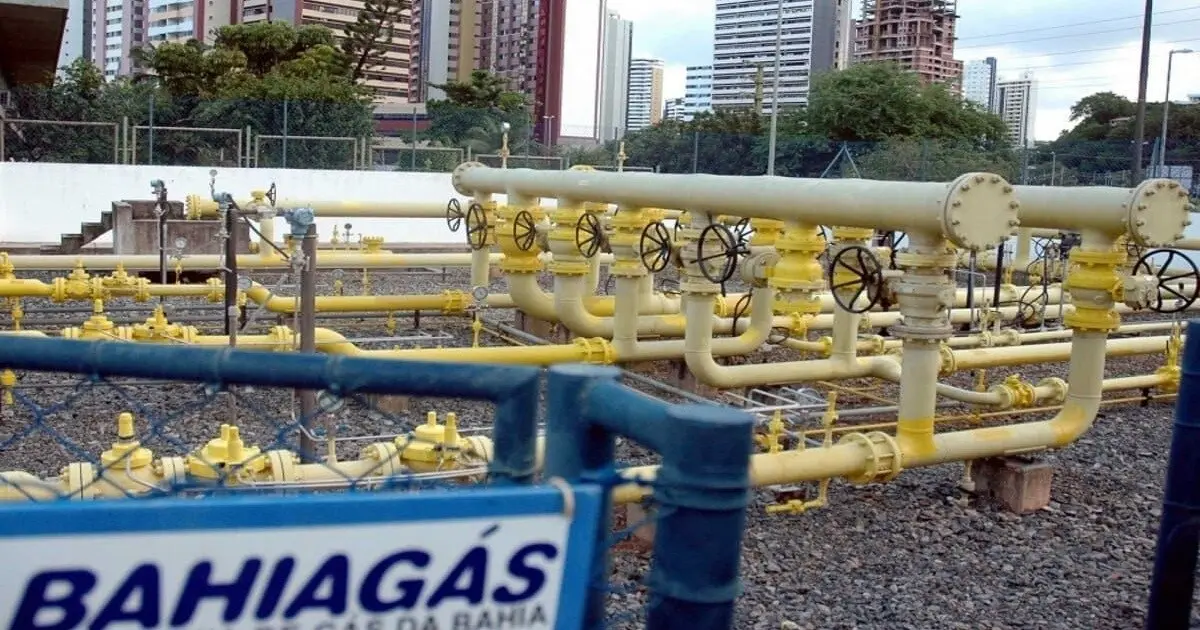 AL-BA recebe projeto de lei do governo do estado que pretende diminuir preço do gás natural