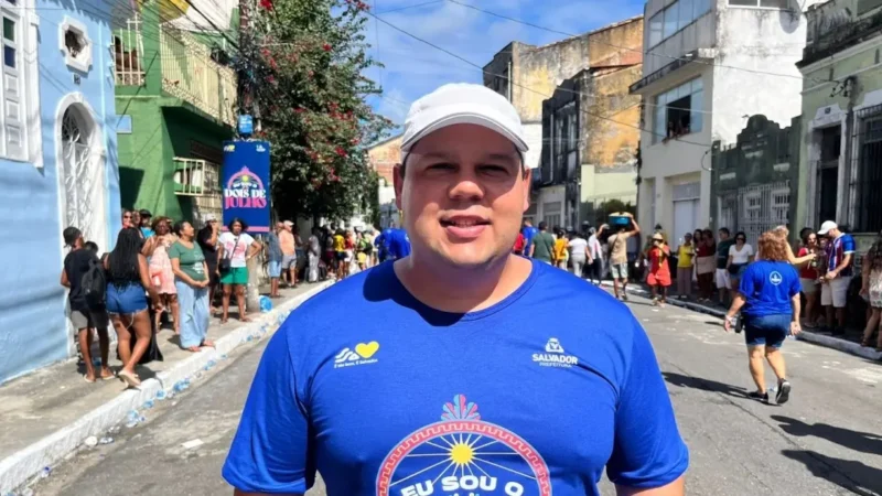 Décio avalia 2 de julho como “ordenado” e prevê cadastro de ambulantes para Réveillon e Carnaval em agosto
