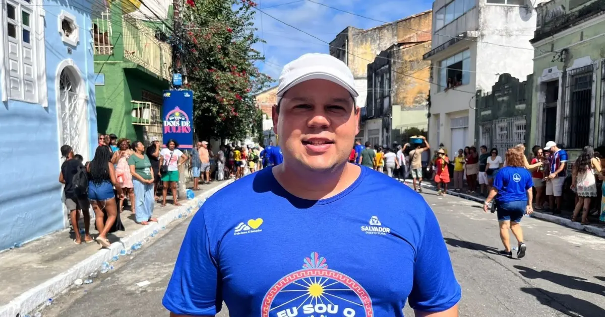 Décio avalia 2 de julho como “ordenado” e prevê cadastro de ambulantes para Réveillon e Carnaval em agosto