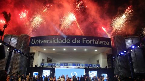 Unifor celebra Colação de Grau de 1800 concludentes do semestre 2025.1