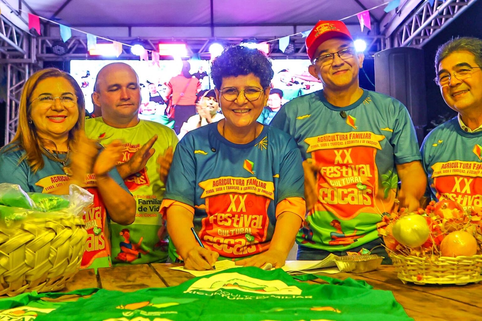 Quitanda da Agricultura Familiar realiza venda de produtos no Festival Cultural dos Cocais em São João do Arraial