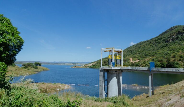 João Azevêdo anuncia construção de barragens em quatro municípios com investimentos de R$ 177 milhões