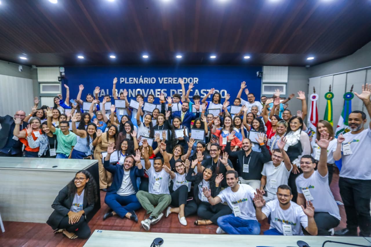 Plenarinho: Estudantes tomam posse e aprovam projetos voltados para educação e geração de emprego
