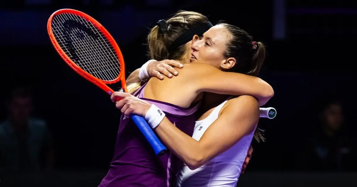 Luisa Stefani faz história e chega à final do WTA Finals pela primeira vez na carreira