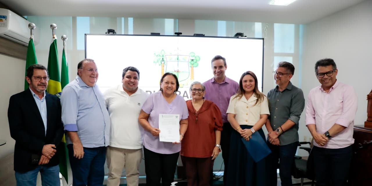 Governadora assina ordem de serviço para pavimentação da estrada de Pilões