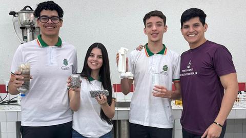 Alunos do CE criam filtro para tratar água e chegam à final de programa nacional