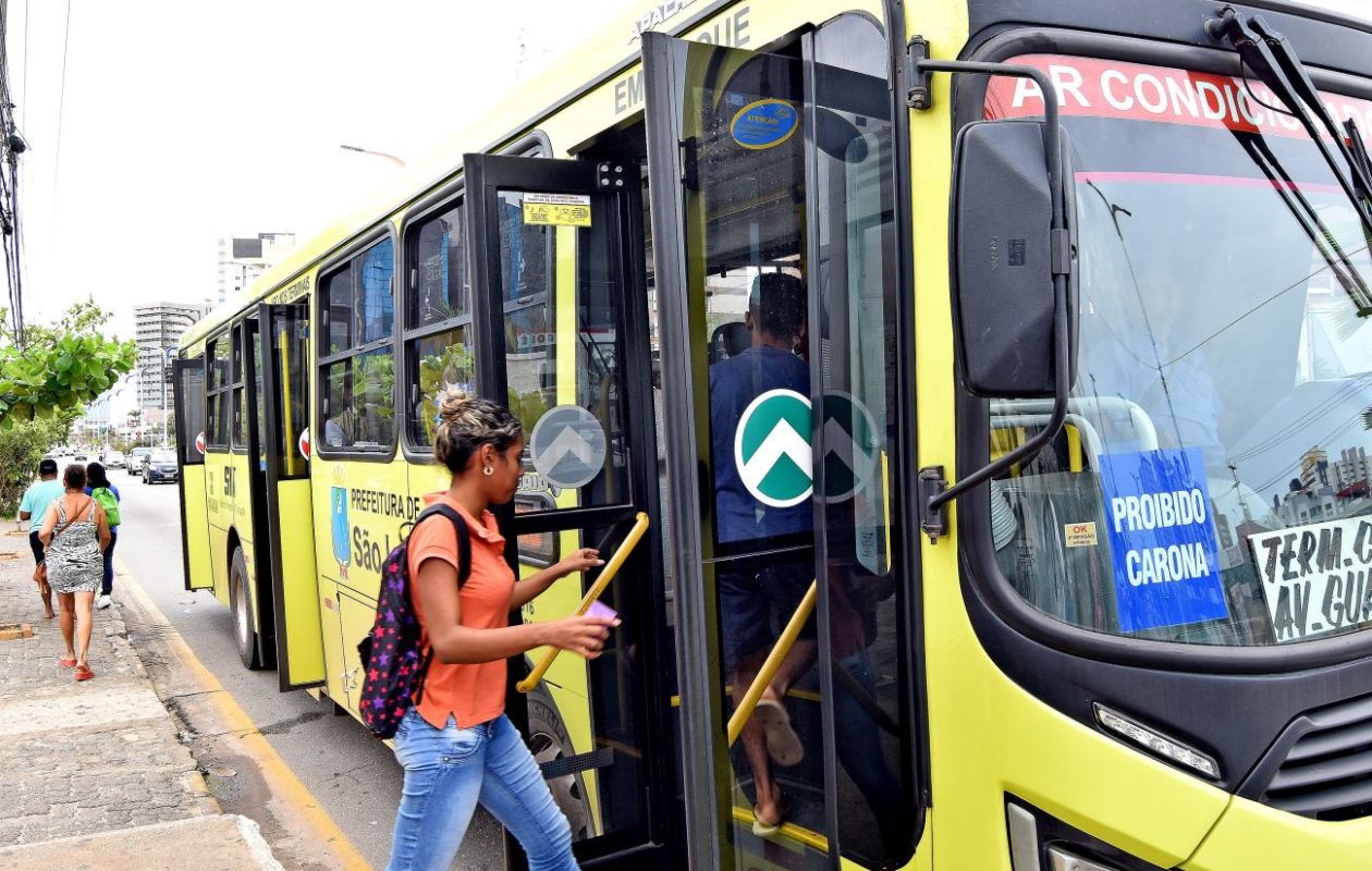 Estudantes não pagam passagem de ônibus durante os dois domingos de ENEM em São Luís