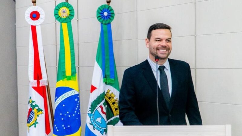 Câmara antecipa o pagamento do 13º e fortalece o compromisso financeiro com os servidores 