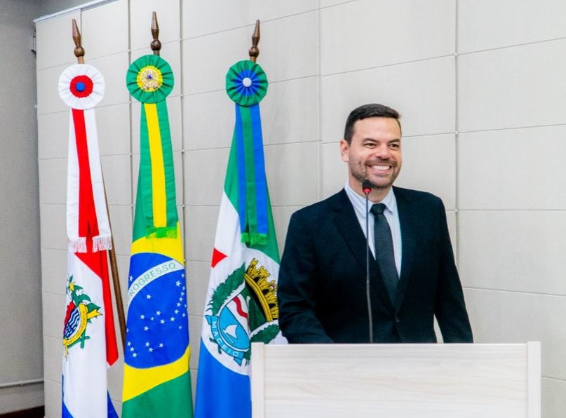 Câmara antecipa o pagamento do 13º e fortalece o compromisso financeiro com os servidores 