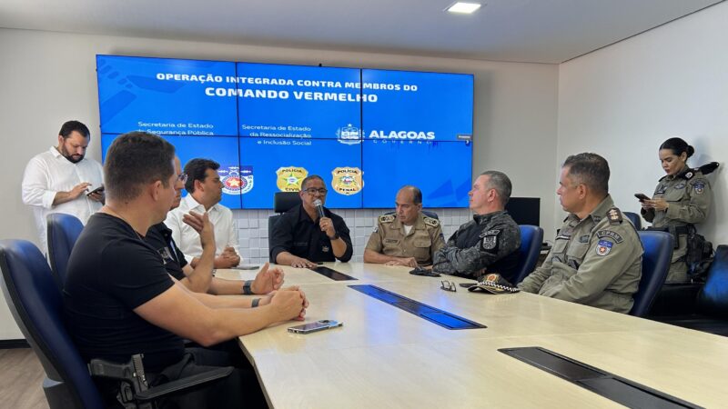 Doze membros do Comando Vermelho são presos durante operação em Alagoas