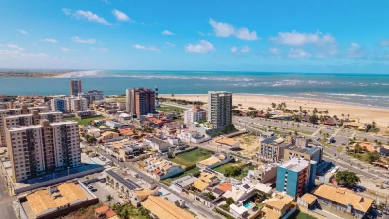 Primeiro dia de 2026 em Aracaju terá céu nublado e chuva isolada