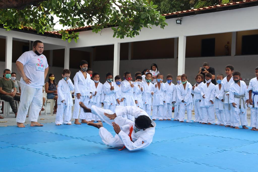Projeto leva judô e balé para comunidade da Vila Nova, em São Luís