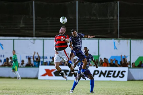 Campinense reage com um a menos e arranca empate contra o Pombal pelo Paraibano 2026