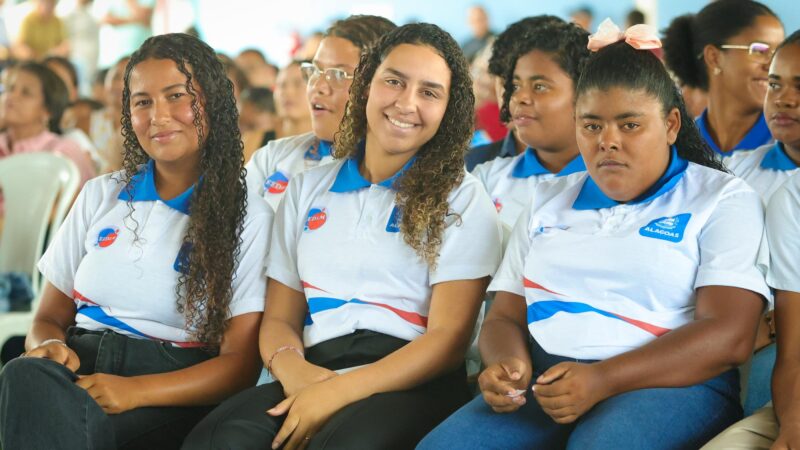 Governo de Alagoas investe R$ 17,3 milhões em educação e entrega Escola Estadual Luiz Duarte em Estrela de Alagoas