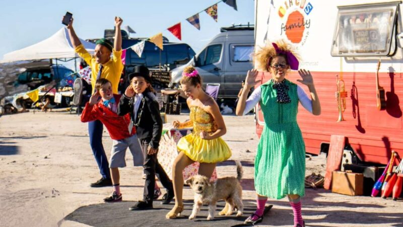 Teatro Carlos Câmara celebra o Dia do Teatro e do Circo com programação plural e gratuita