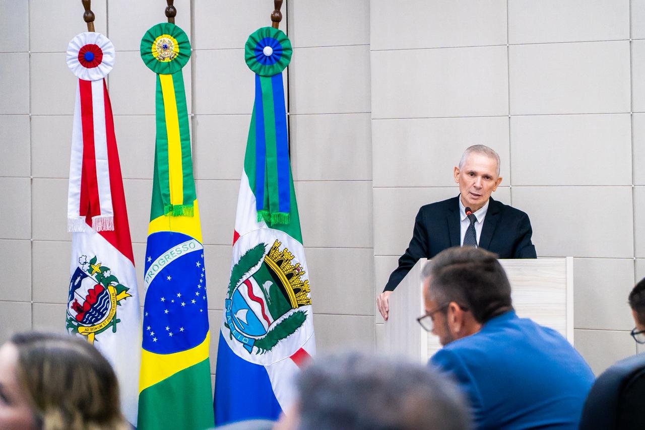 Pastor João Luiz é empossado vereador e destaca legado político em Maceió