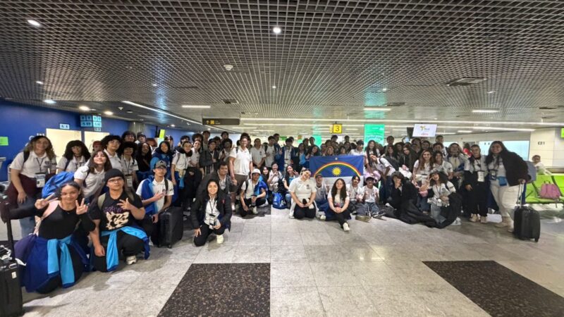Pernambuco recebe estudantes do Programa Ganhe o Mundo após temporada de intercâmbio no Canadá
