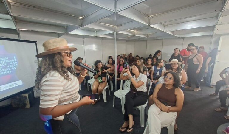 Mulheres com histórias inspiradoras são homenageadas pela Sedap-PB na 1ª Agro Fest Ibiara