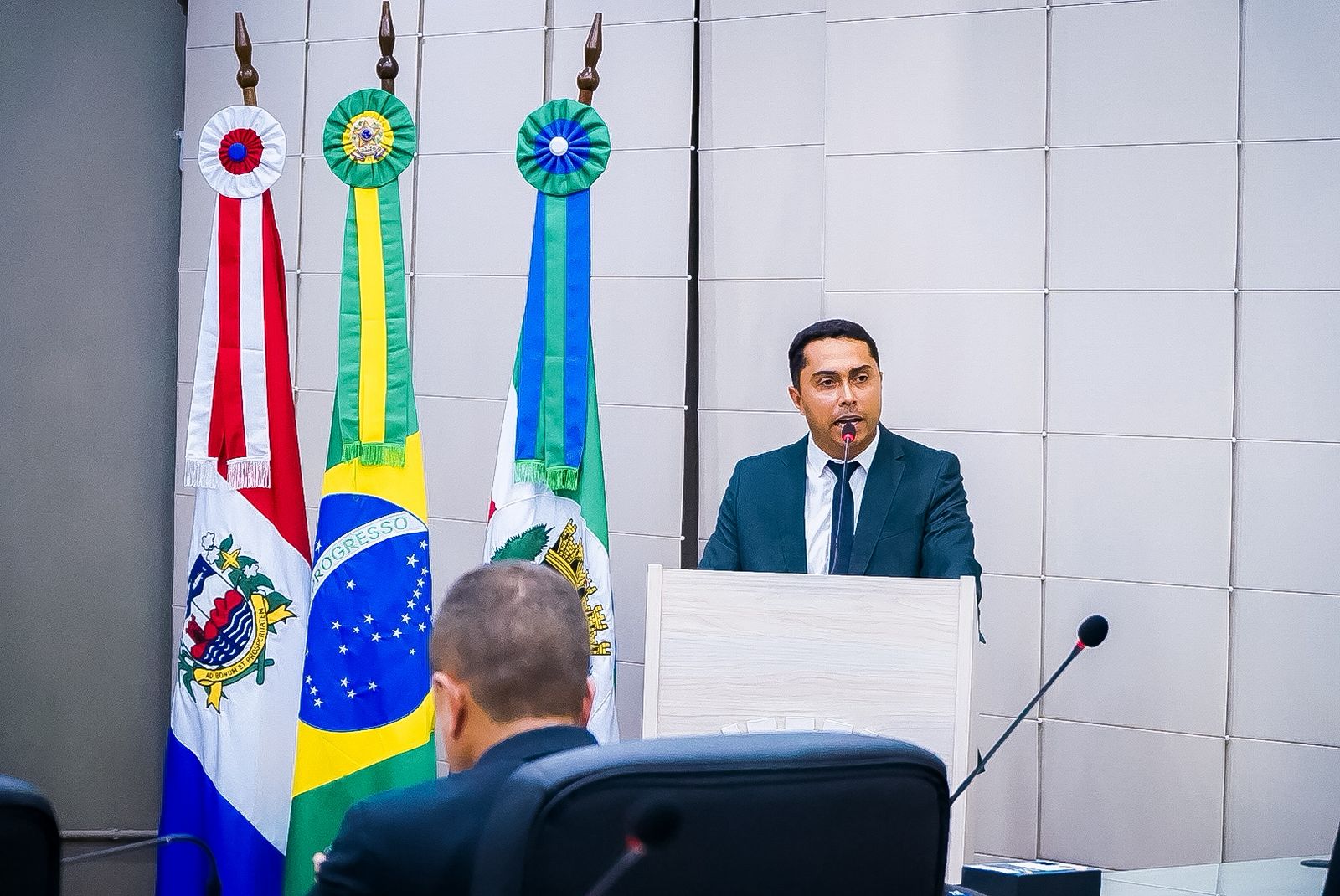 Vereadores discutem a necessidade de ordenamento na orla de Maceió sem prejuízos aos trabalhadores