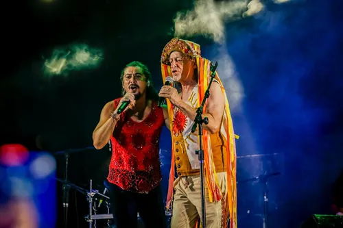 Juzé estreia no teatro integrando elenco de musical sobre Alceu Valença