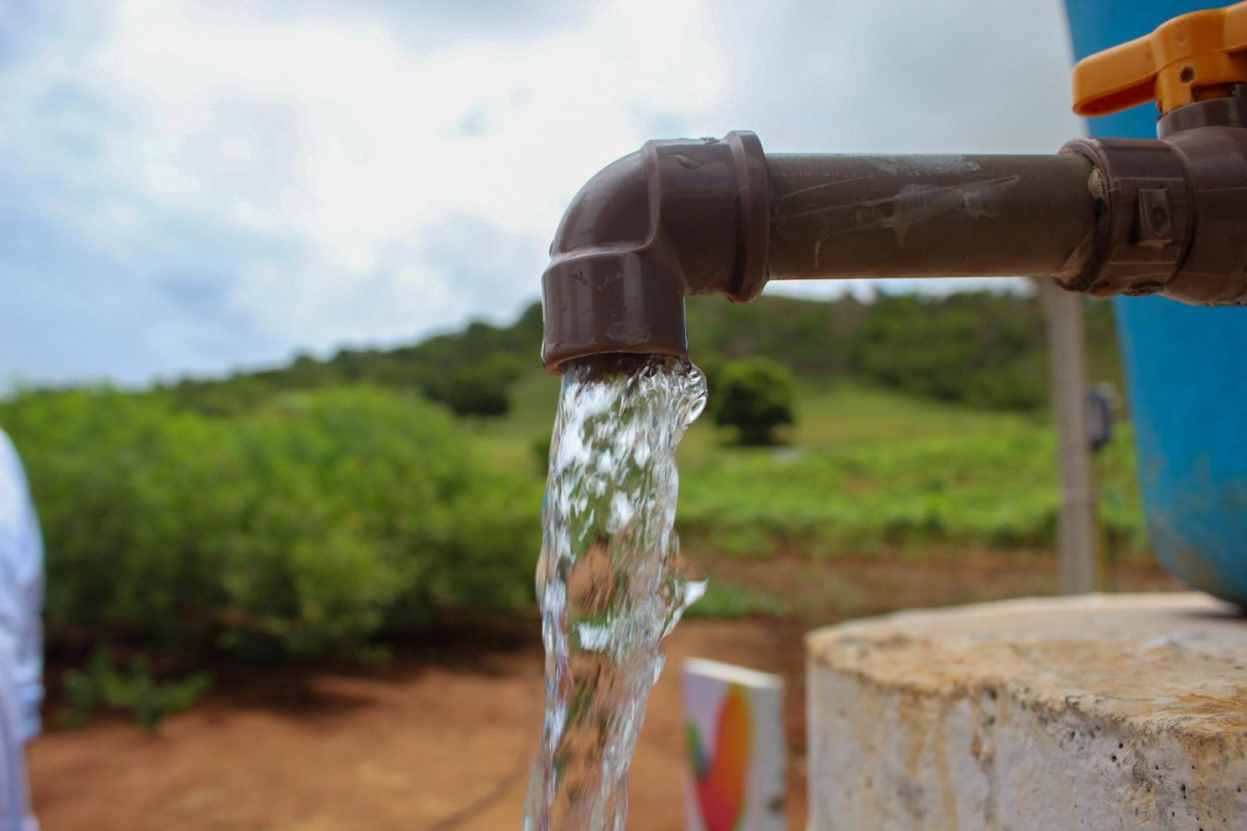 Governo de Alagoas entrega três poços e amplia segurança hídrica em Santana do Ipanema