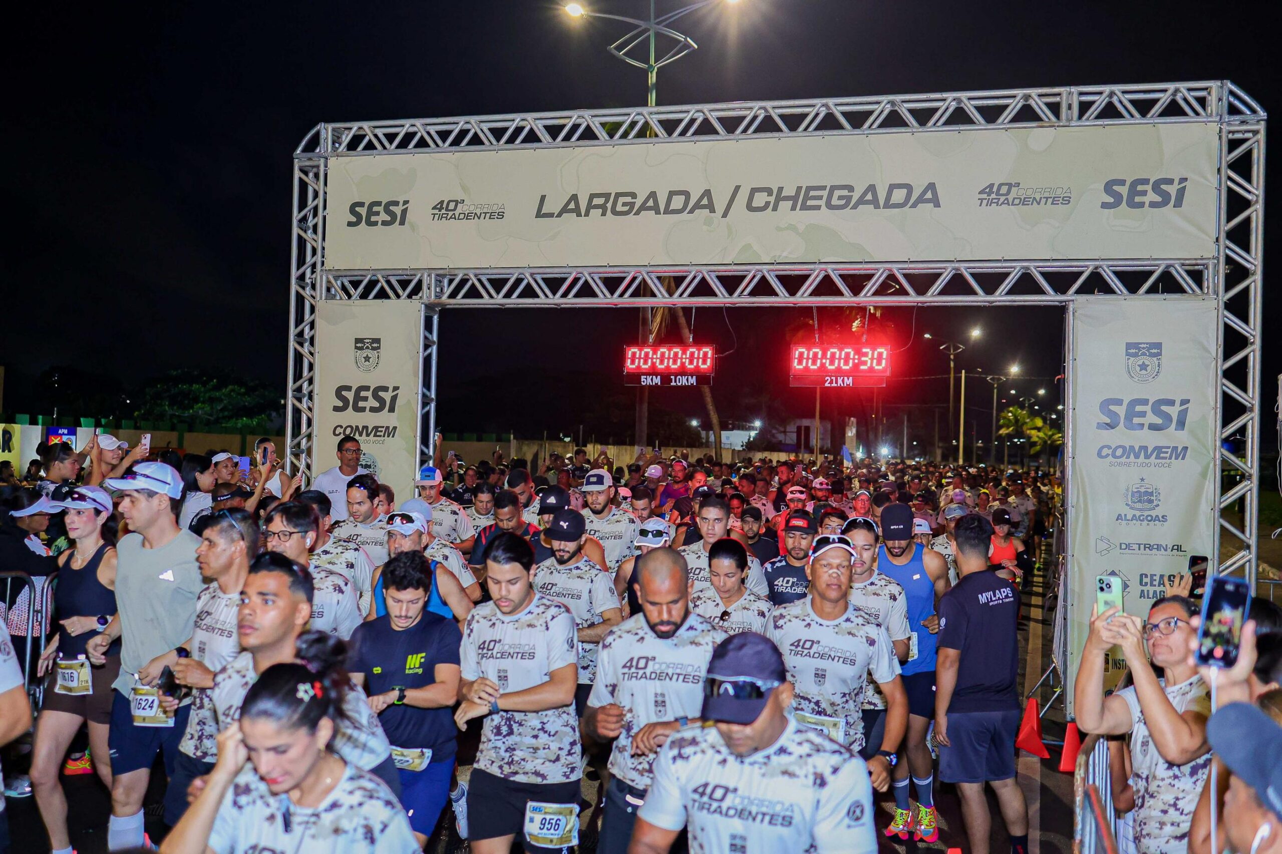 Esporte e tradição: PM-AL celebra 40ª Meia Maratona Tiradentes com mais de 3.500 participantes 