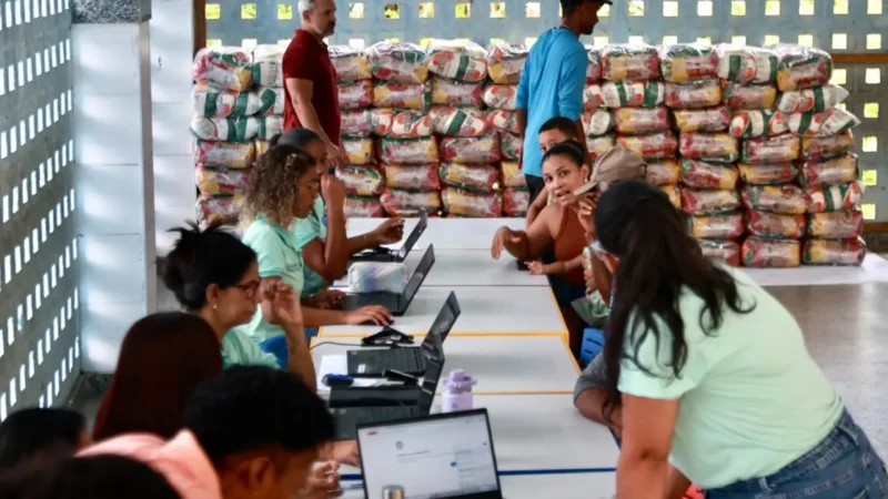 Prefeitura de Salvador inicia apoio a pescadores após contaminação em São Tomé de Paripe