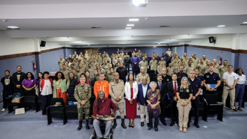 Mais de 300 profissionais da segurança pública participam de capacitação em direitos humanos para o São João da Bahia 2026
