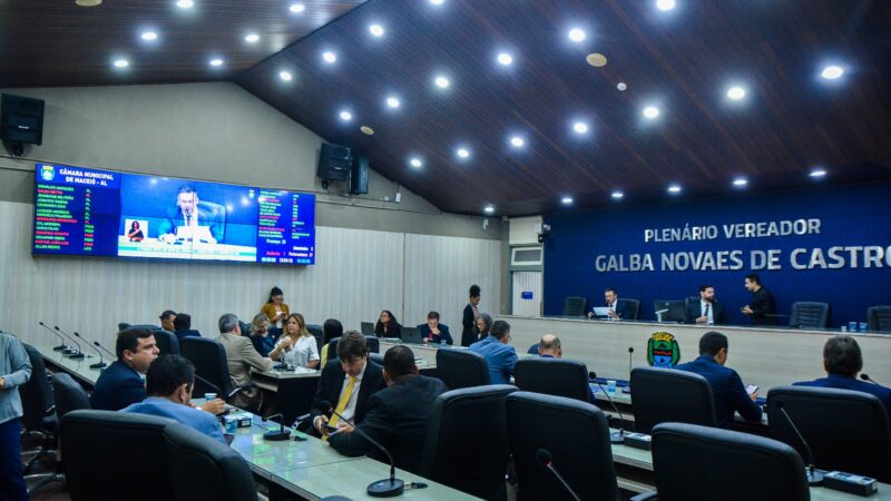 Câmara aprova reajuste de servidores e projetos em benefício de professores e fiscais de trânsito