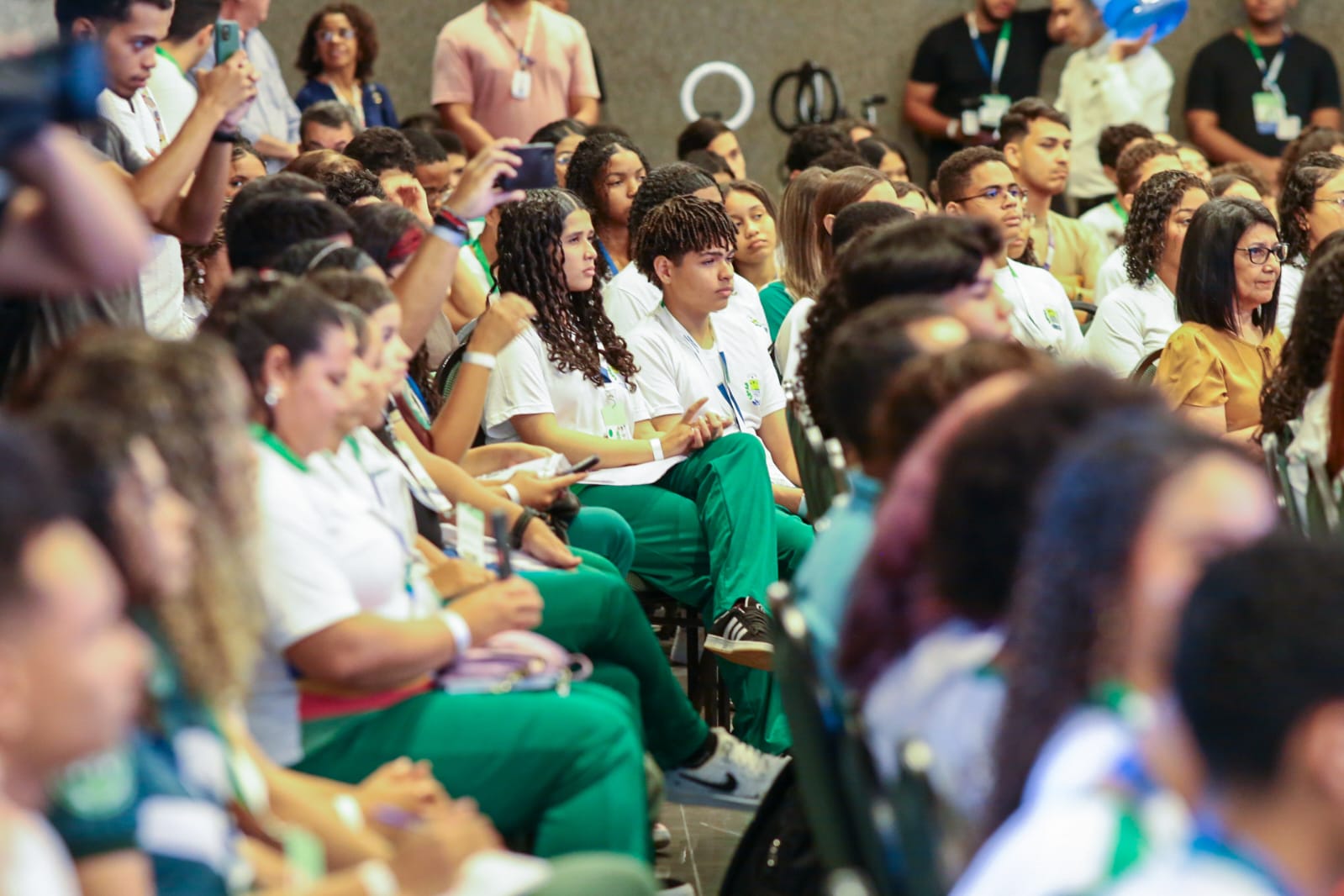 Rafael Fonteles reúne lideranças estudantis e lança Portal do Estudante