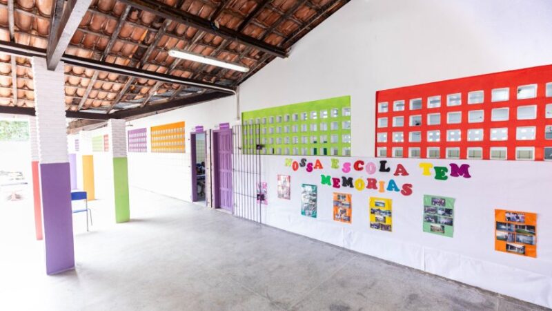 Prefeitura entrega manutenção da Escola Municipal Santo Antônio e reforça investimentos na rede de ensino