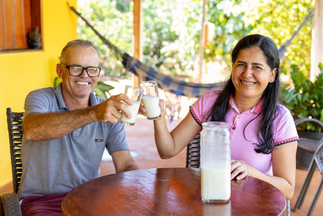 Governo do Estado fortalece produção de leite e transforma a vida de famílias agricultoras no Oeste da Bahia