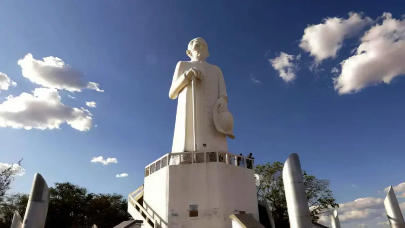 Ceará ganha roteiro turístico da fé por lei federal 