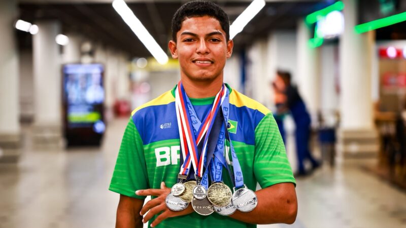 Piauiense conquista ouro em Mundial de Canoagem e coloca o Brasil no topo
