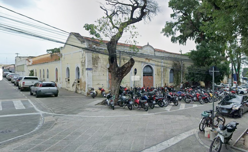 Projeto prevê novo shopping popular em prédio histórico no Centro de Teresina