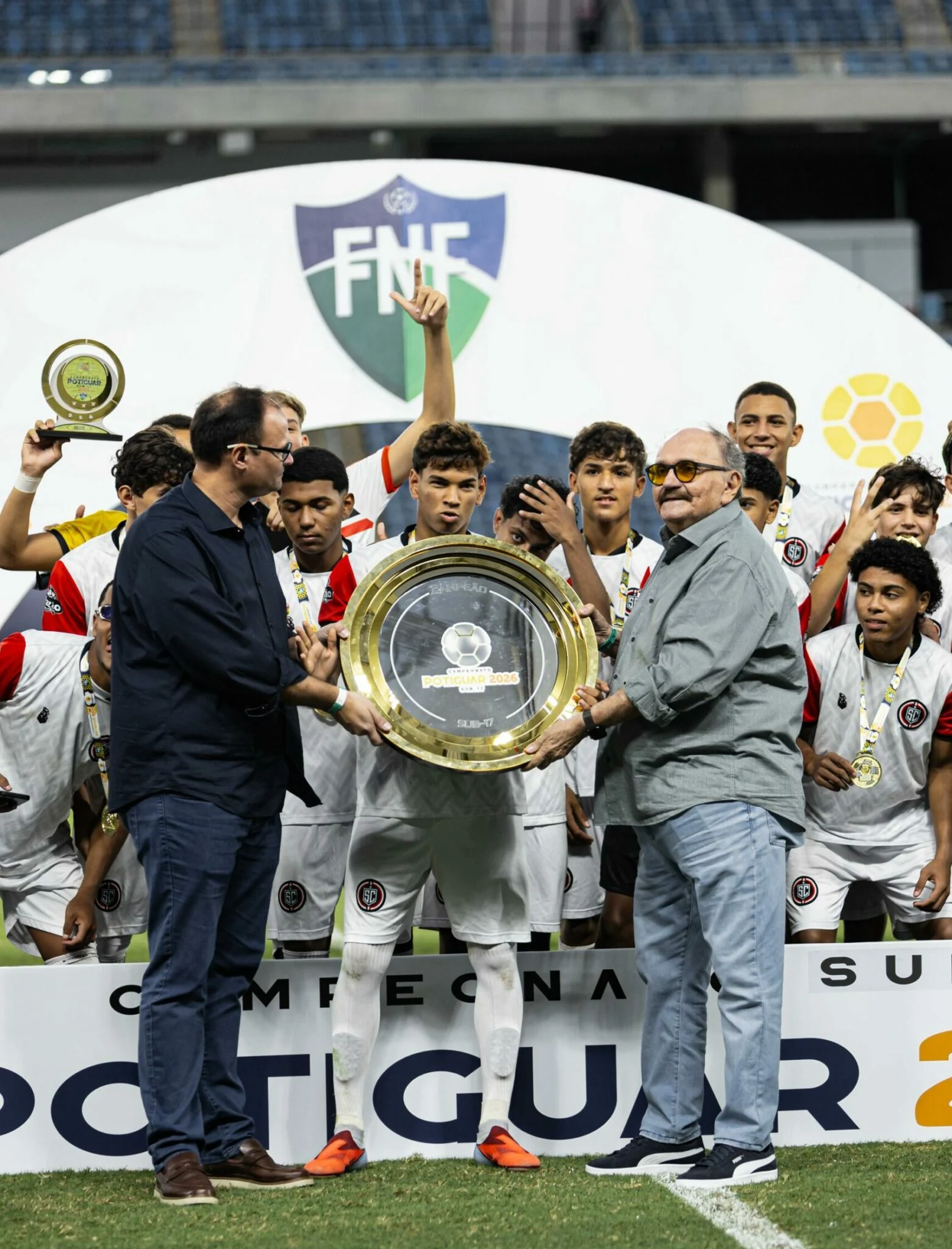 Santa Cruz de Natal vence QFC nos pênaltis e é campeão potiguar Sub-17 em 2026