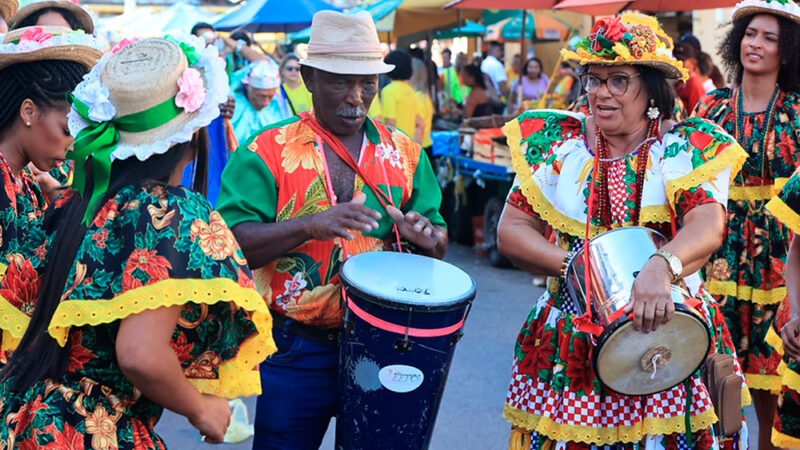 Cortejo do Sesc terá quase 40 grupos tradicionais e show em Aracaju