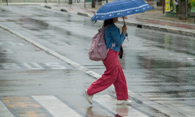 Arneiroz registra maior chuva do dia no Ceará