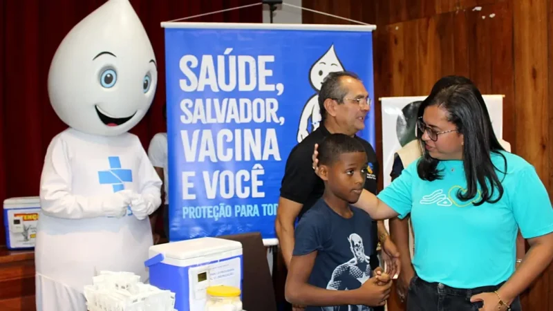 Vacinação contra a dengue segue em Salvador nesta quinta-feira com horário ampliado no 5º Centro