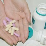 Especialistas não recomendam usar anti-inflamatórios, corticoides e antibióticos em casos de suspeita ou diagnóstico de dengue, pois os sintomas podem ser agravados Carla Cleto / Ascom Sesau