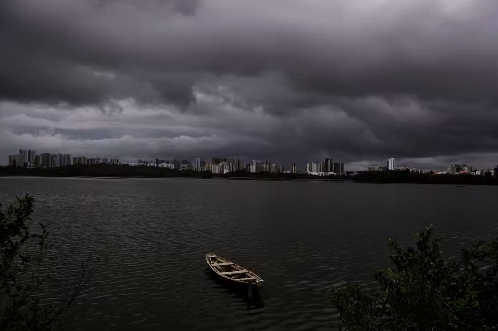 Inmet mantém alerta de chuvas intensas para o MA; veja as cidades afetadas