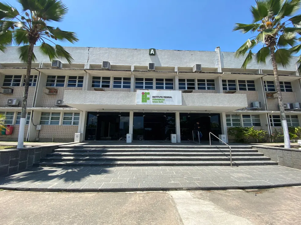 IFPE tem 368 vagas remanescentes em 11 cursos gratuitos no Recife; saiba como se inscrever