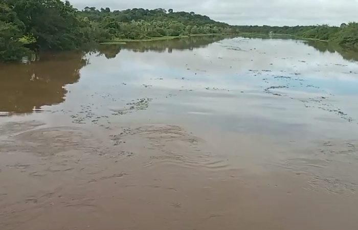 Após chuvas, nível do rio Marataoan sobe e se aproxima da cota de inundação em Barras