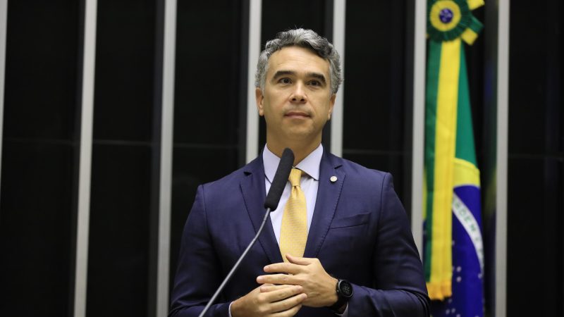 Deputado Rafael Brito pede isenção de taxa e novo novo cronograma do Enem para alunos do RS