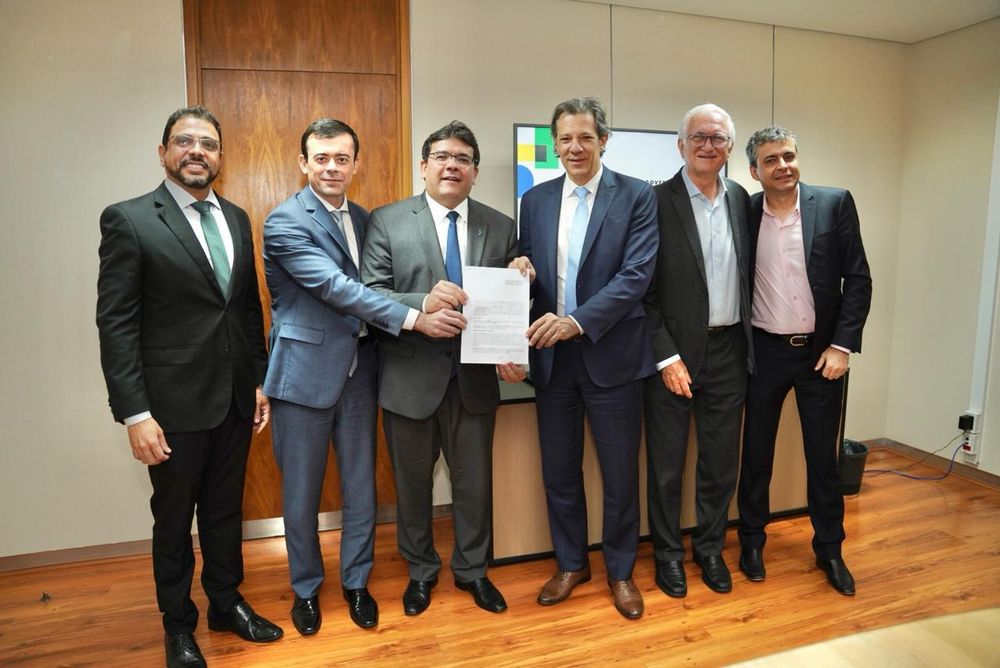 Piauí recebe R$ 2 bilhões de financiamento do Banco do Brasil para obras nos 224 municípios