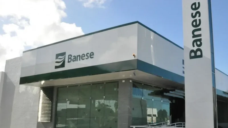 Governador de Sergipe anuncia concurso para técnico bancário do Banese