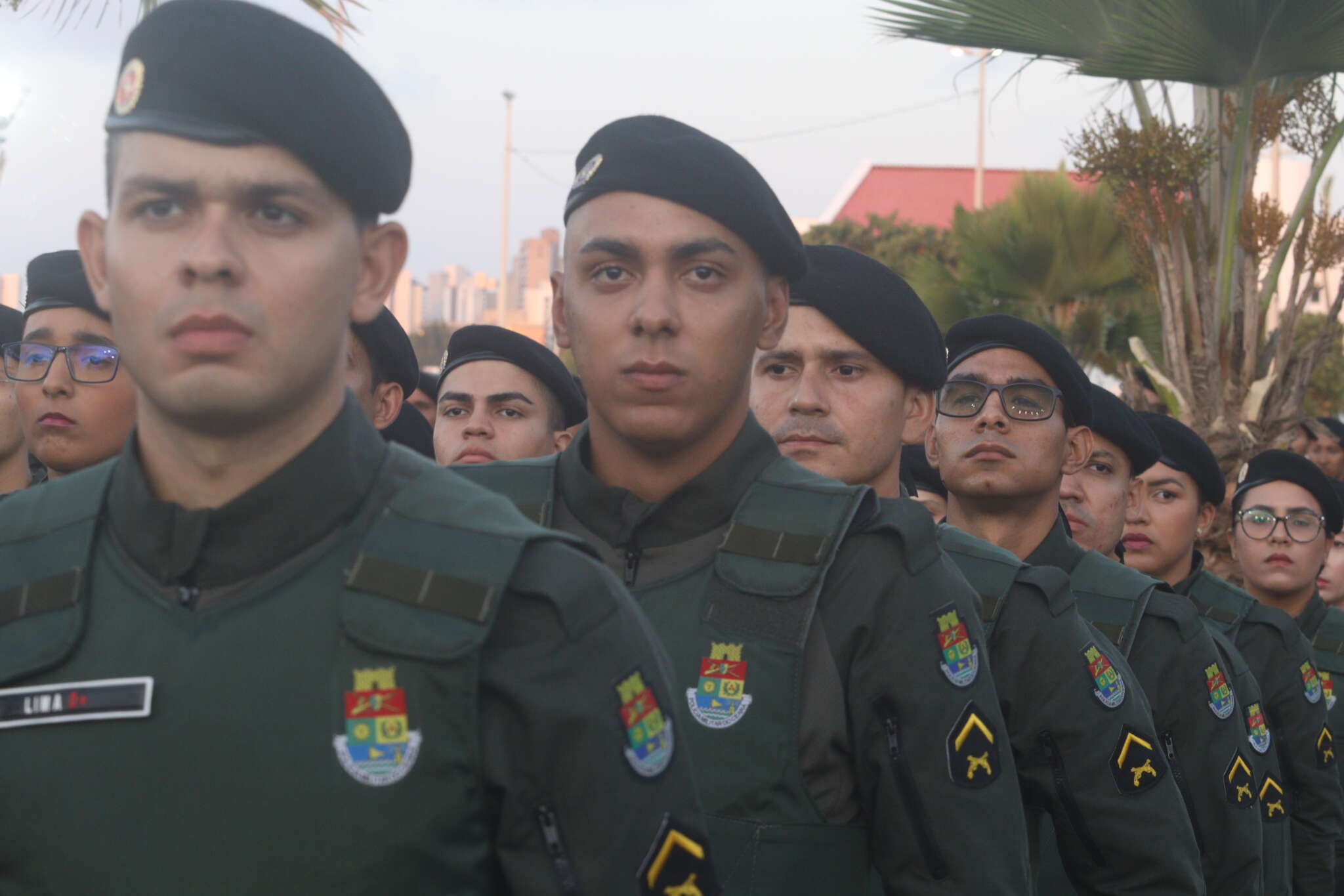 Governo do Ceará reforça policiamento em pontos estratégicos com 423 novos policiais militares