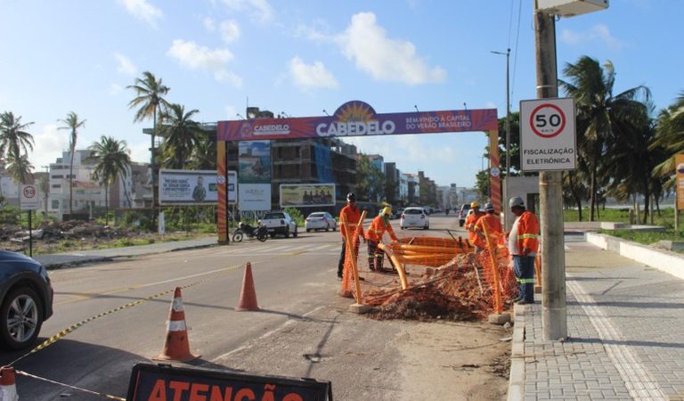 Governador anuncia início das obras do gasoduto João Pessoa-Cabedelo pelo bairro de Intermares