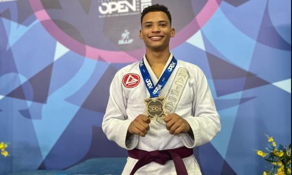 Maranhense conquista medalha de bronze em evento internacional de Jiu-jitsu