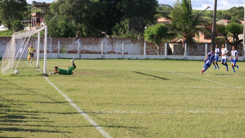 Em casa, Jaciobá vence o CEO e assume a liderança do grupo E do Alagoano Sub-20